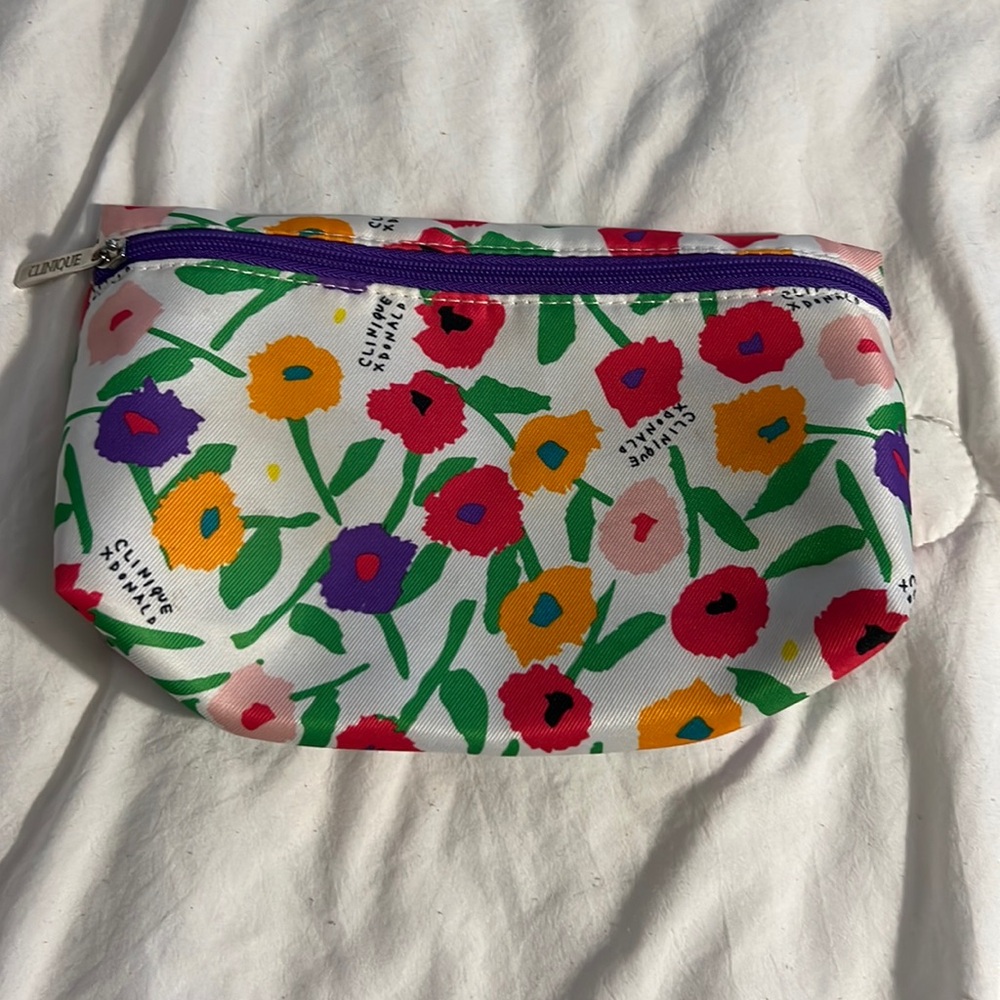 Clinique Cosmetic Pouch!